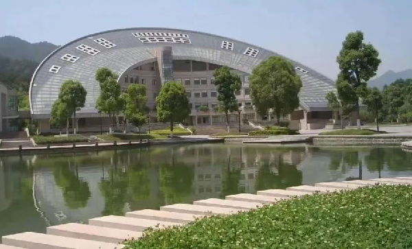 杭外學(xué)子雅思逆襲：樂亦思助力，高分不是夢!